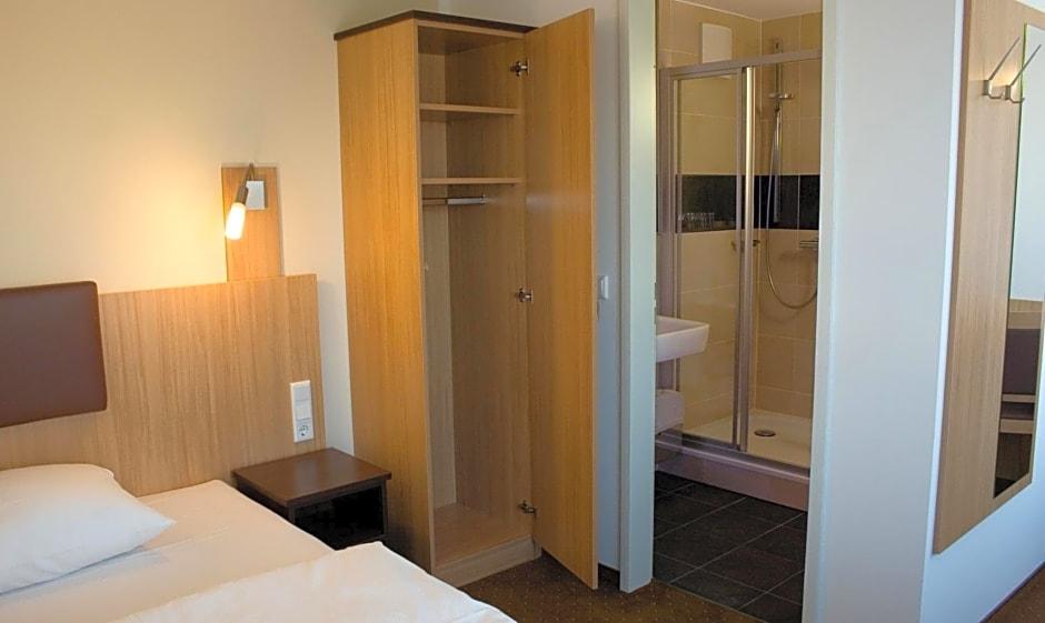 Ausbildungshotel St. Theresia 1