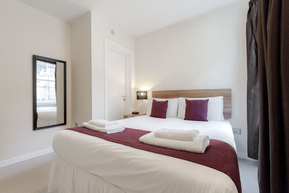 Roomspace Apartments Sterling House 2