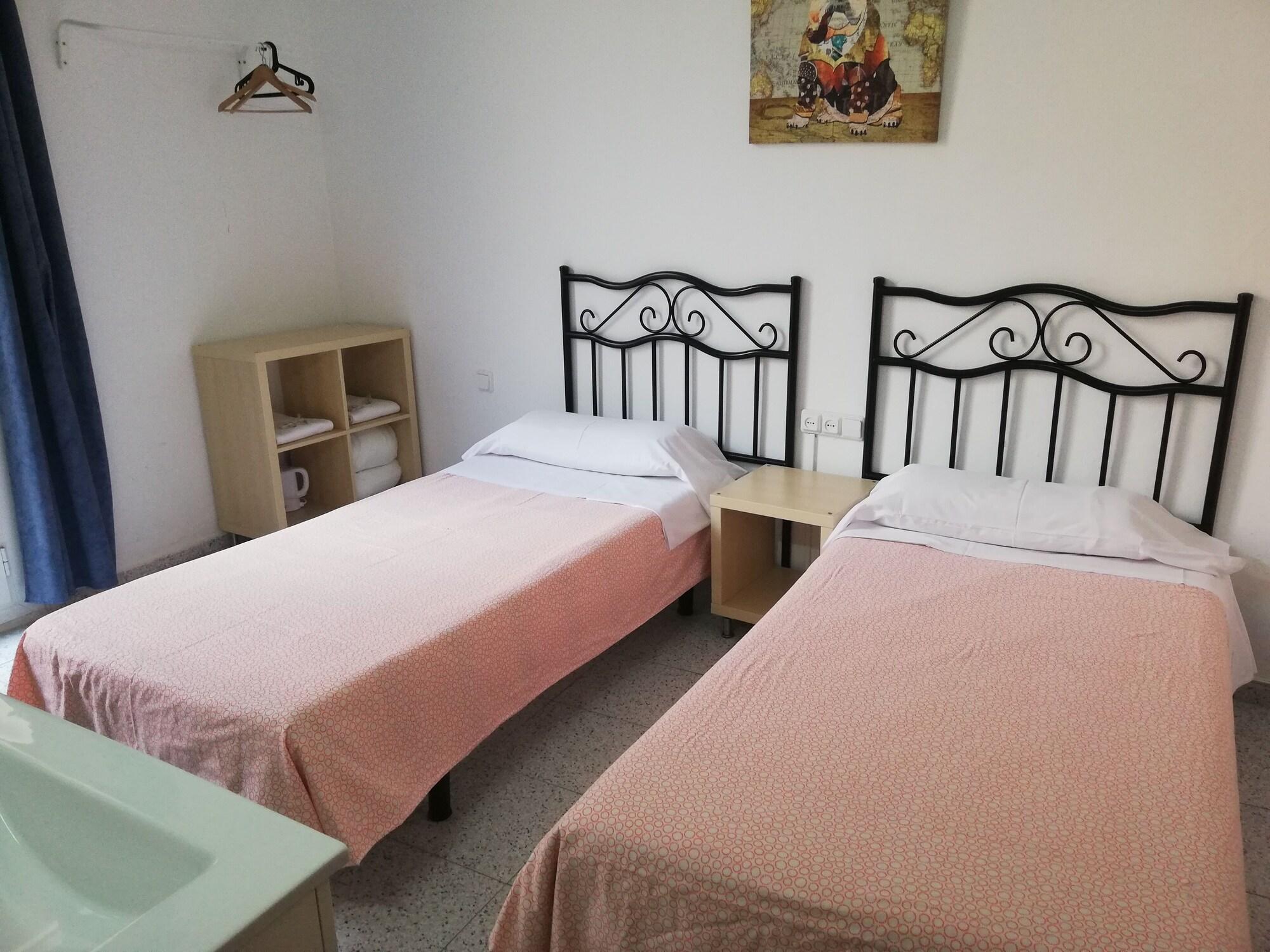 Hostal River 1