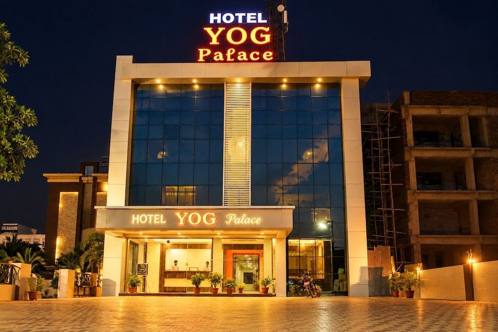 Hotel Yog Palace 1