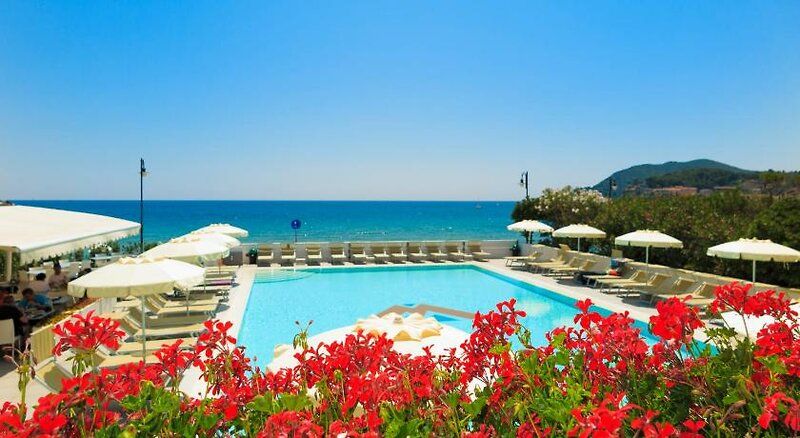 Hotel Montecristo 2