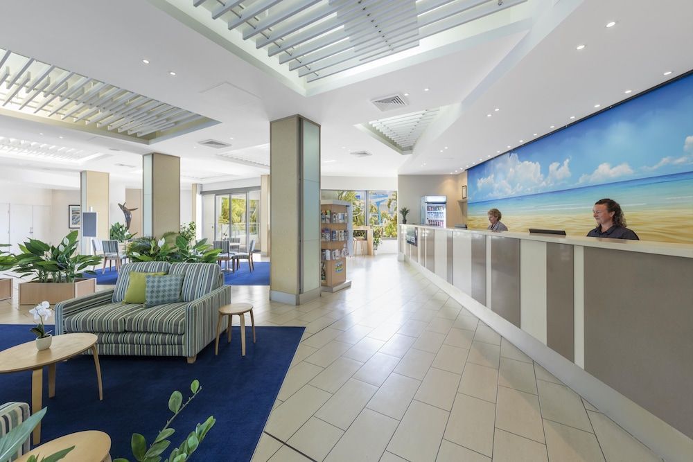 Oaks Hervey Bay Resort and Spa 2