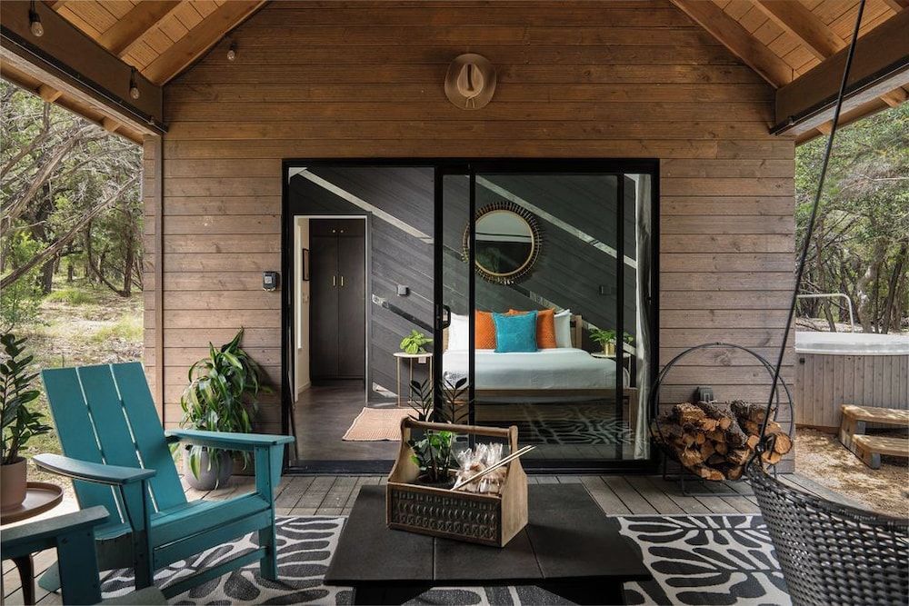 Lucky Arrow Retreat 1
