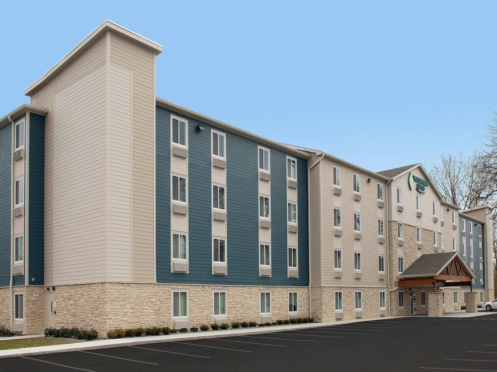 WoodSpring Suites Merrillville 1