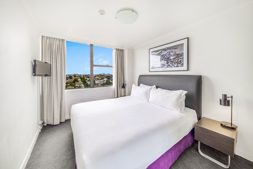 Oaks Sydney Hyde Park Suites 1