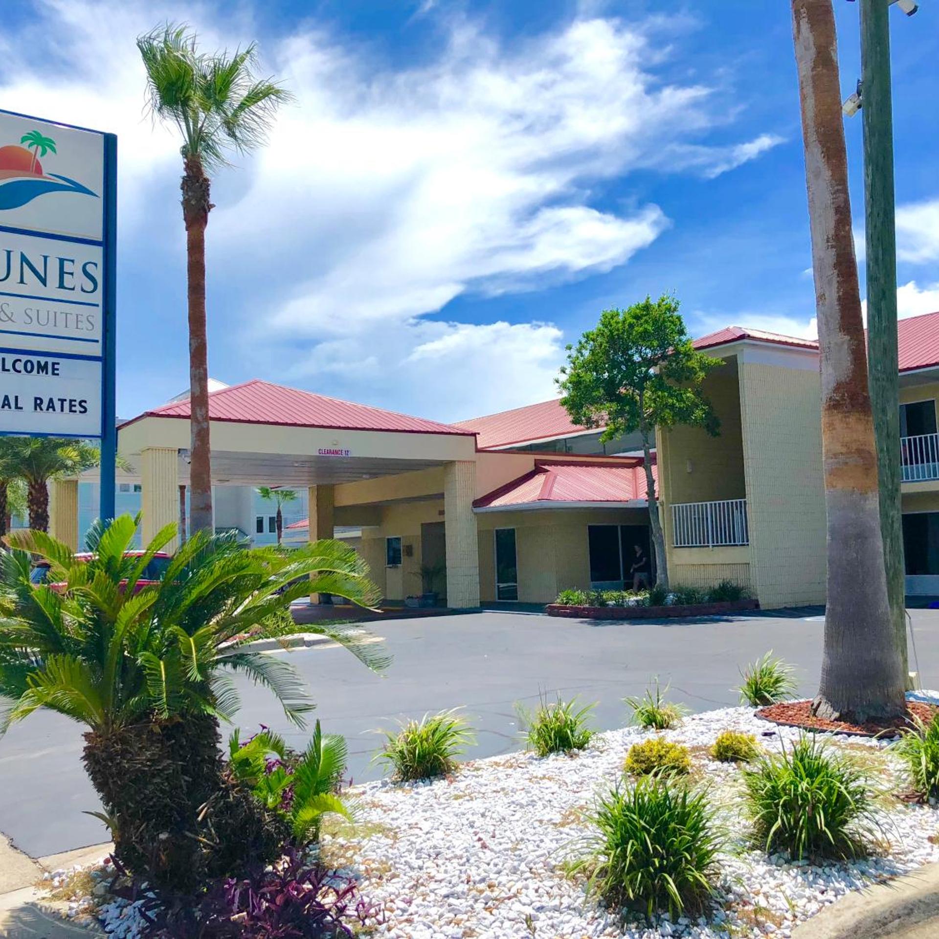 Dunes Inn & Suites - Tybee Island 1