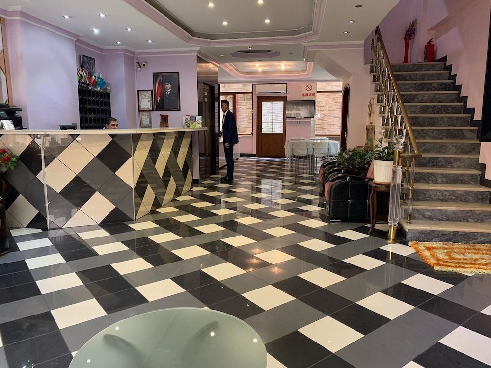 Hotel Flash 2