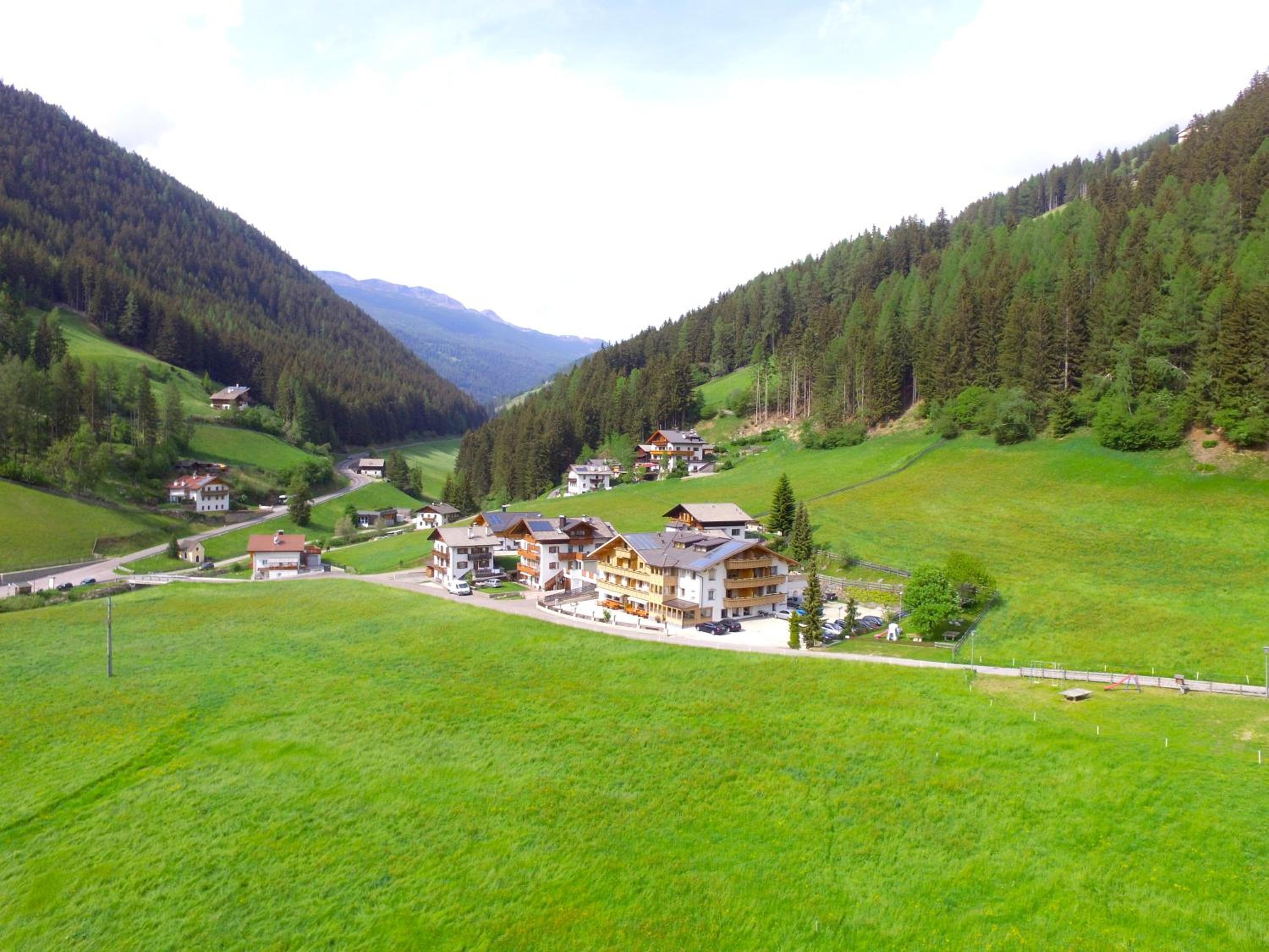 Almhotel Bergerhof 2