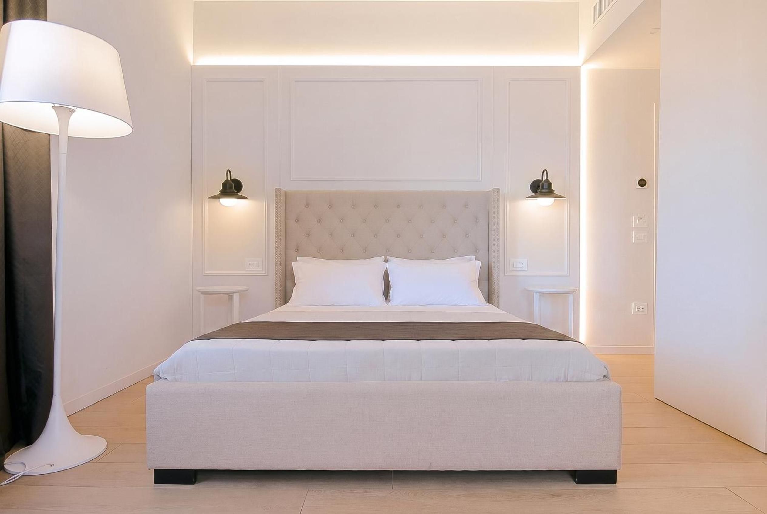 Amendola Boutique Apartment 1
