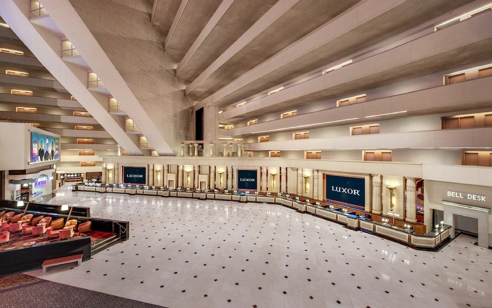 Luxor 2