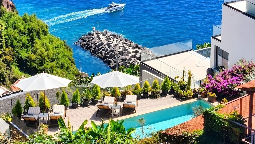Les Terrasses Suites - Adults Only 1