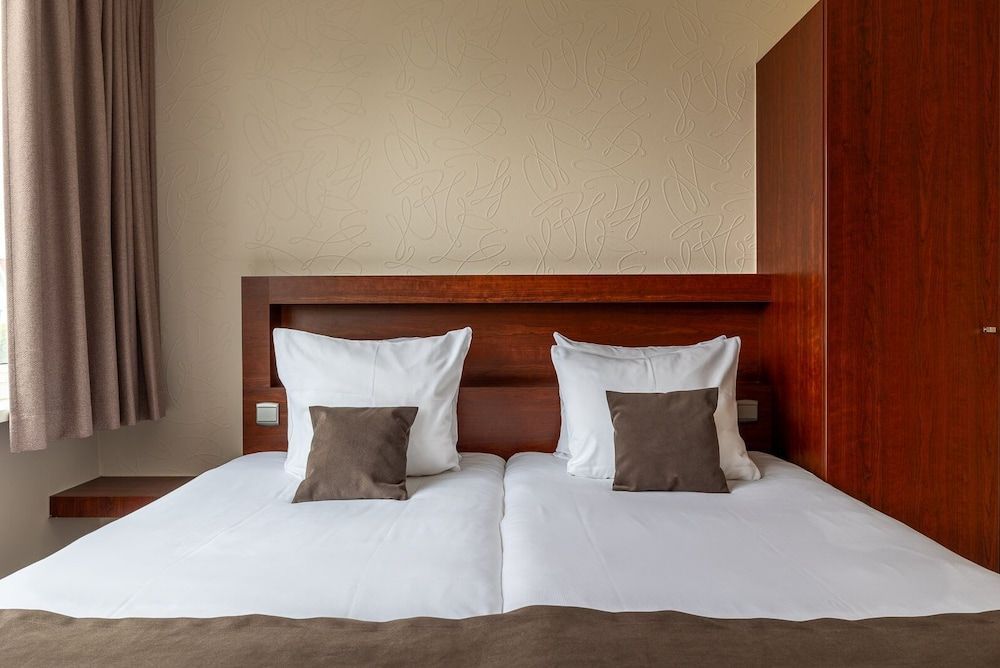 Hotel Olympia in Bruges 1