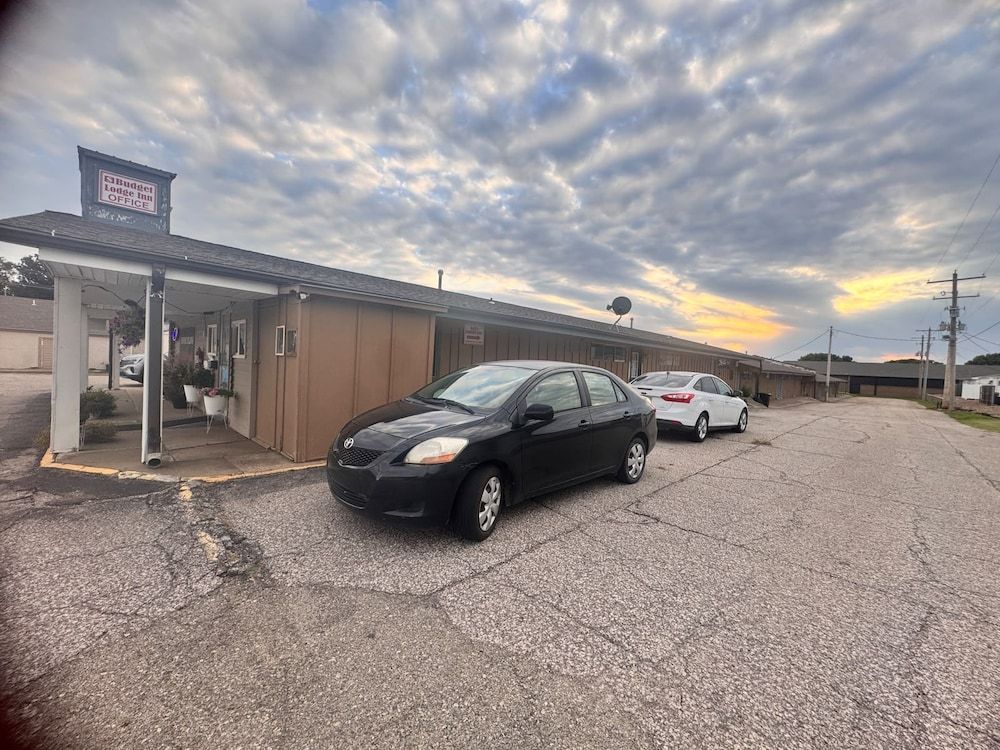Budget Lodge Inn Abilene KS 1