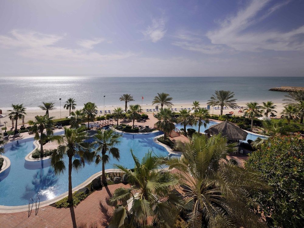 Mövenpick Hotel & Resort Al Bida'a Kuwait 1
