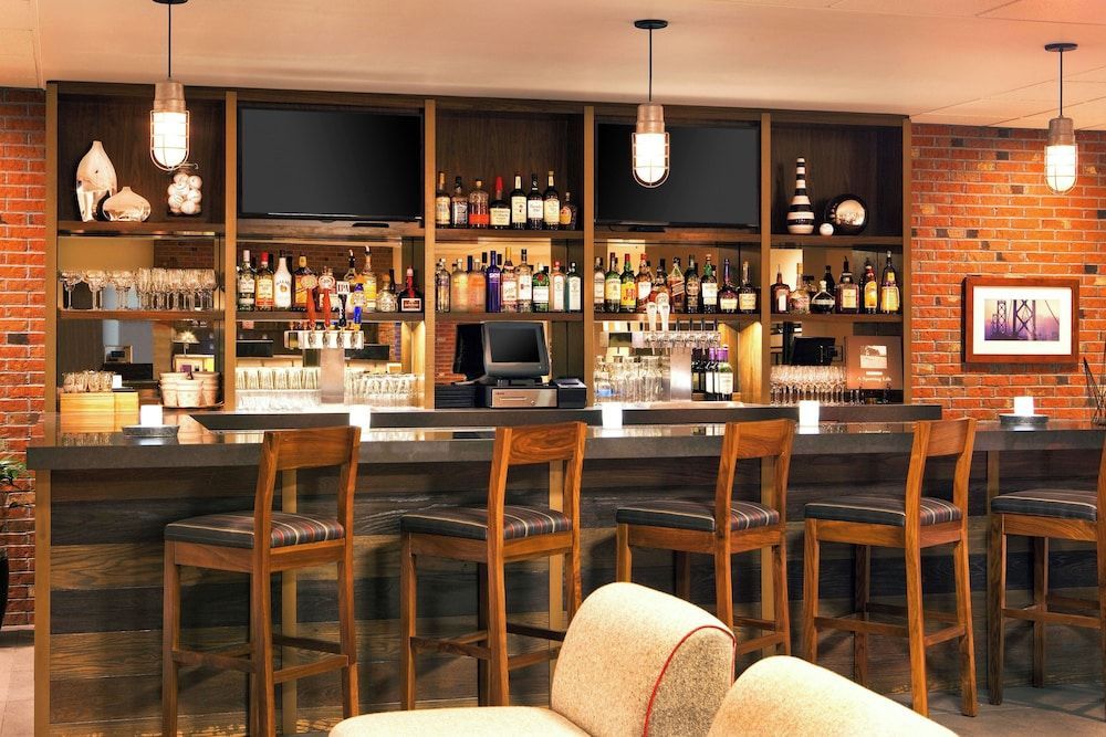Four Points by Sheraton - San Francisco Bay Bridge 2