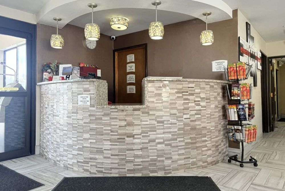 AmericInn by Wyndham Holland MI 2
