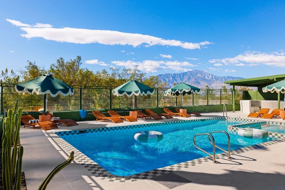 Sagewater Springs - 21 & Over 1
