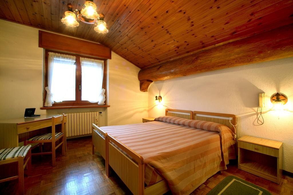 Hotel Edelweiss 2