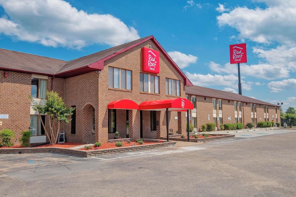 Red Roof Inn Roanoke Rapids 1