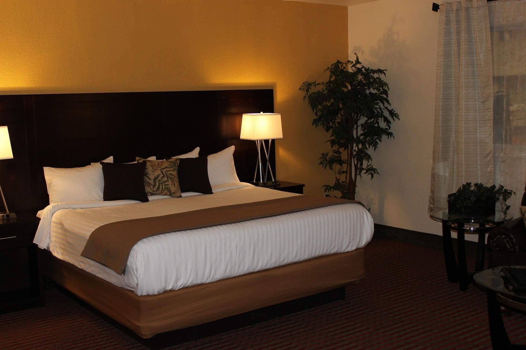 Grand Williston Hotel and Conference Center 2