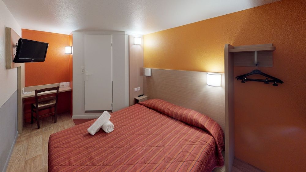 FASTHOTEL CAMBRAI PROVILLE - EX Premiere Classe 1