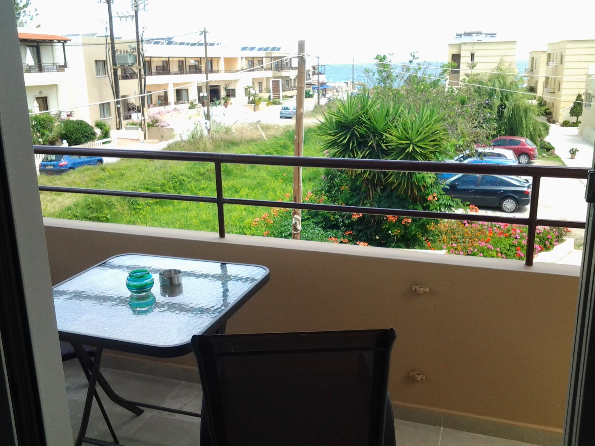 Lola's Hotel 1