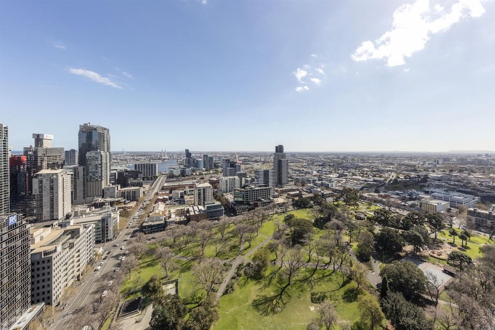 Oaks Melbourne on William Suites 1
