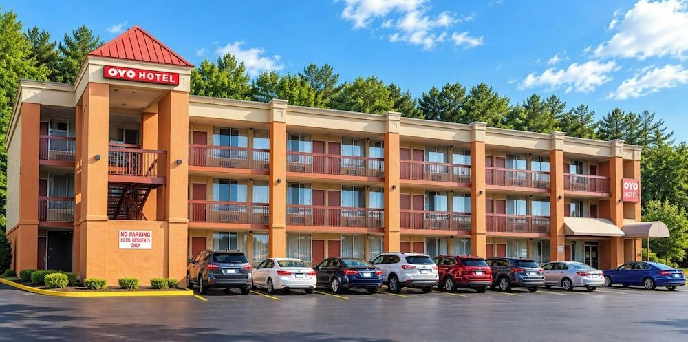 OYO Hotel Harriman near I-40 1