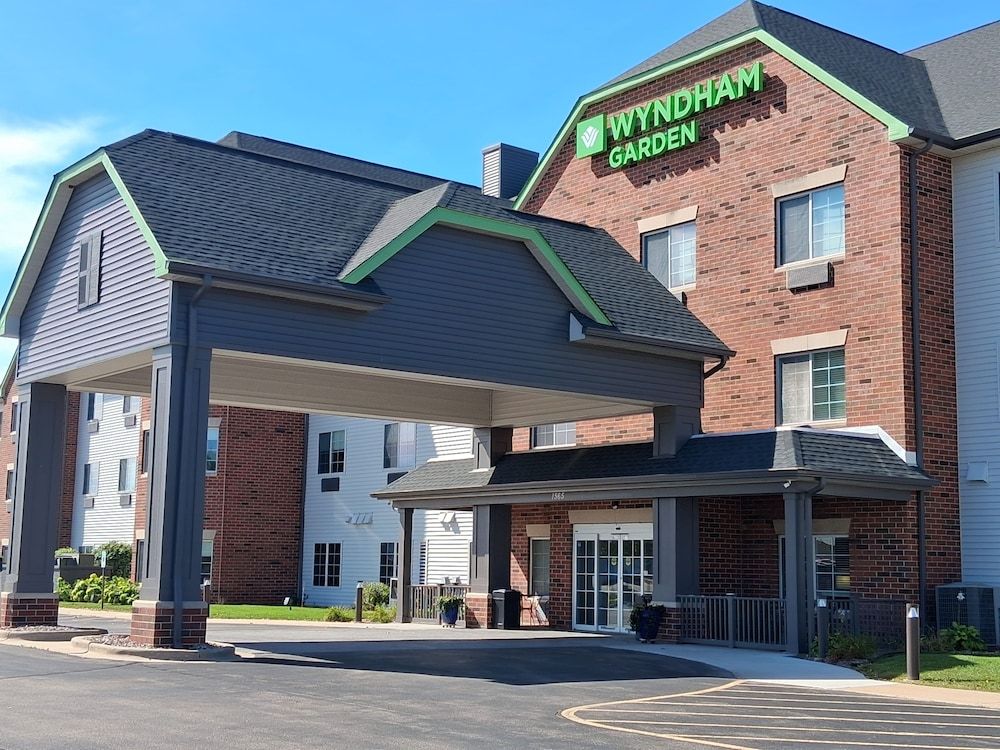 Wyndham Garden Appleton 1