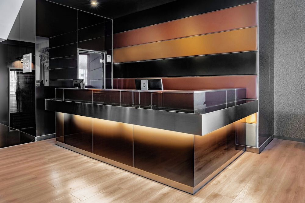 AC Hotel Palacio Universal by Marriott 2