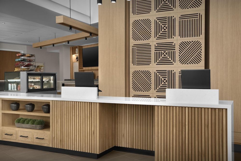 Hyatt Place Charlottesville 2