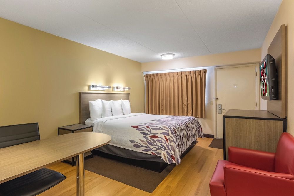 Red Roof Inn Kalamazoo West - Western Michigan U 1
