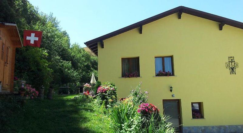 Le Merle Châtelain 1