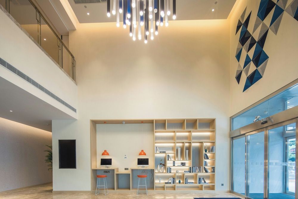 Holiday Inn Express Hangzhou Jiuzhou by IHG 2