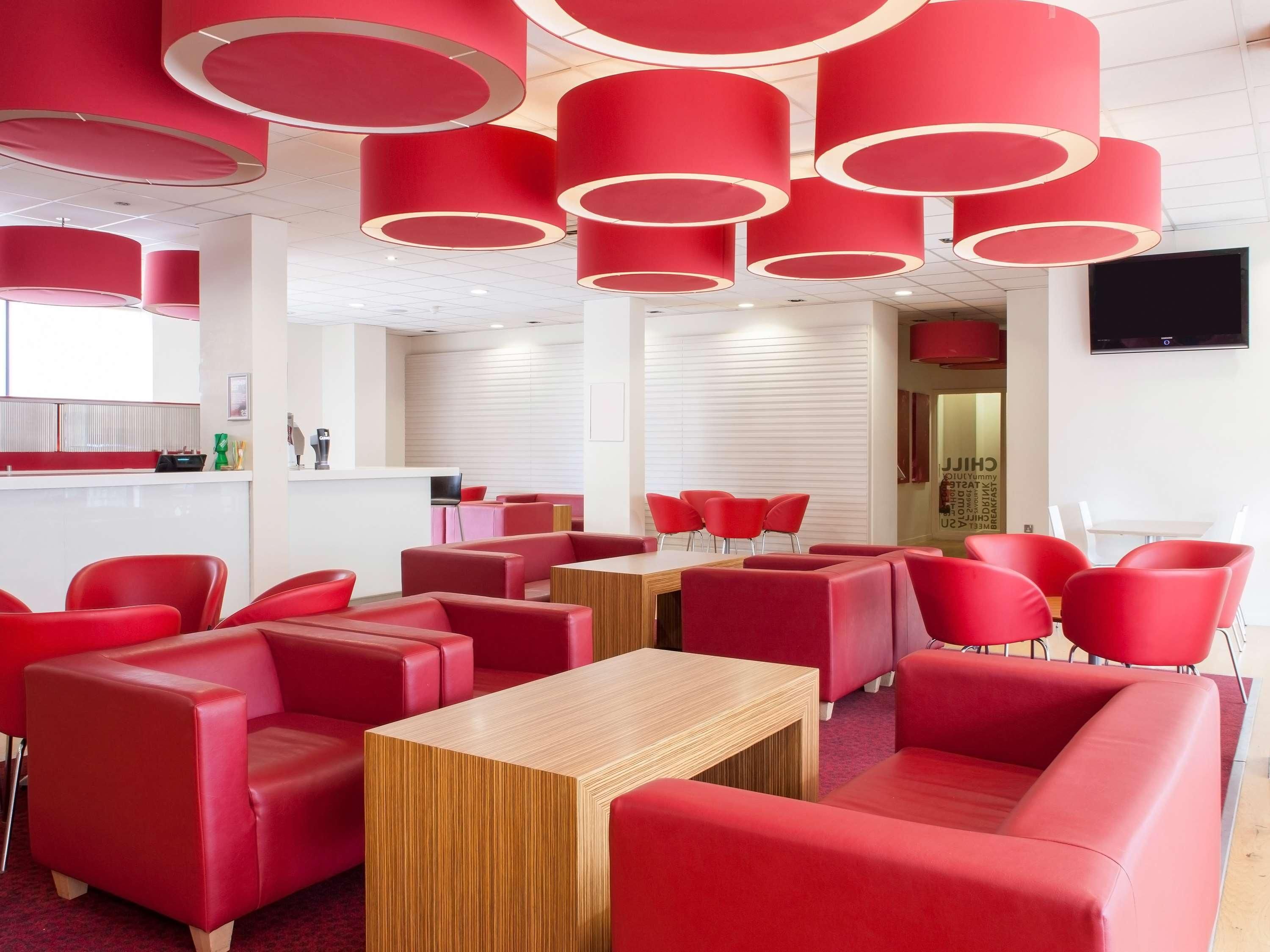 Travelodge Kew Bridge 2