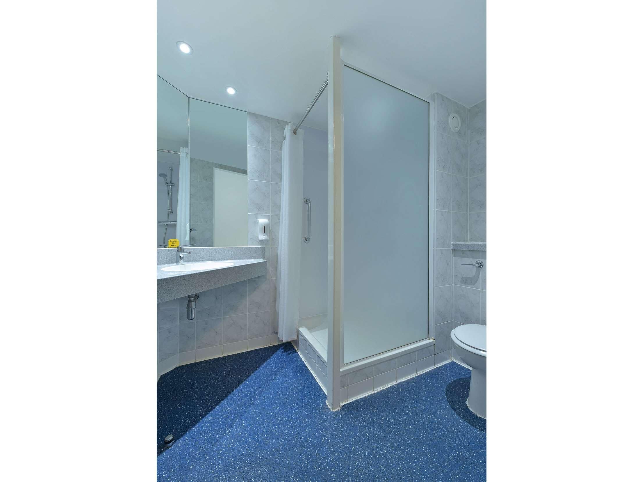 Travelodge Stoke-On-Trent Trentham 2