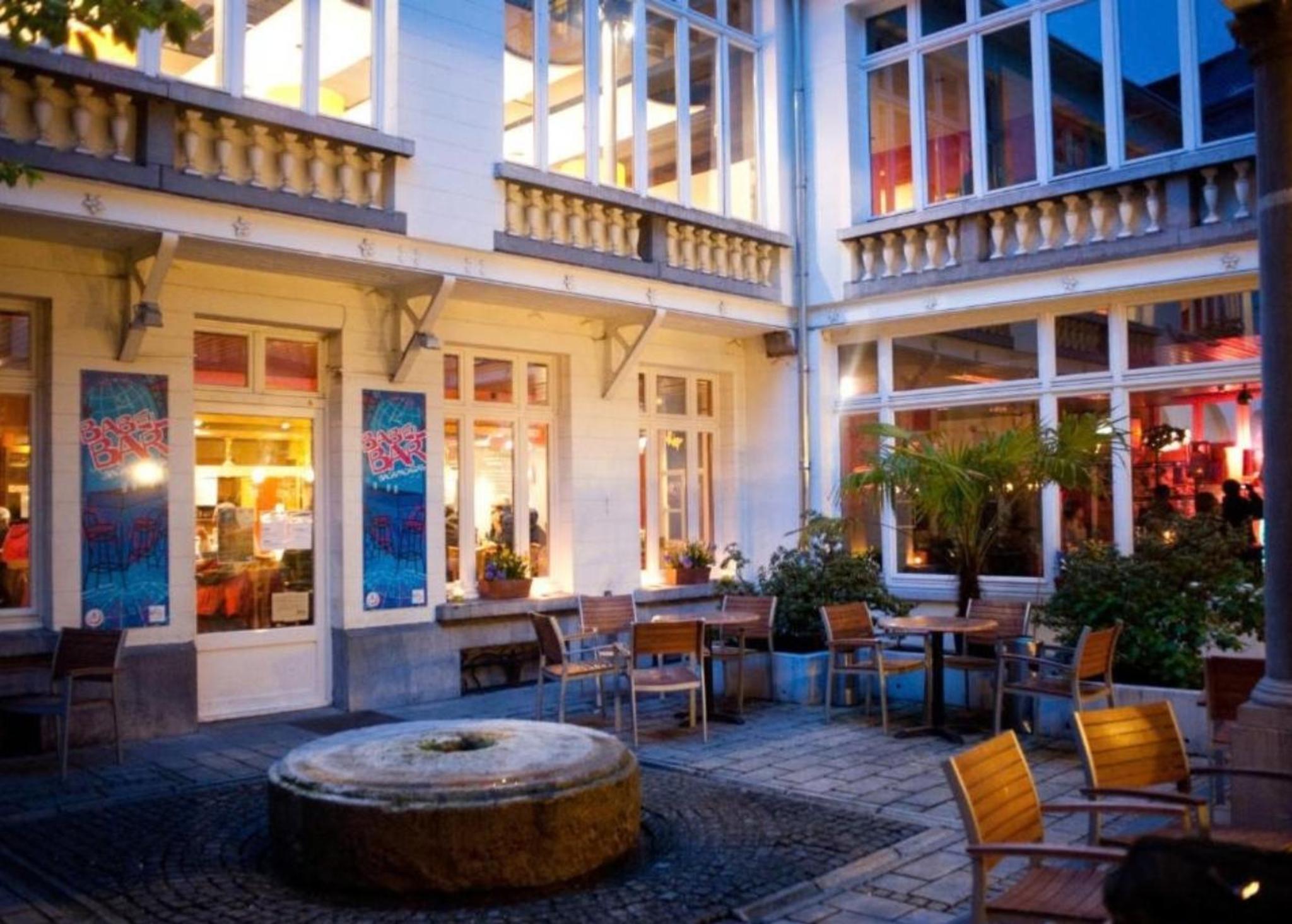 HI Brussels Jacques Brel Hostel 1