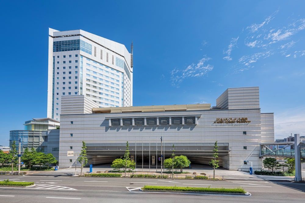 JR Hotel Clement Takamatsu 1