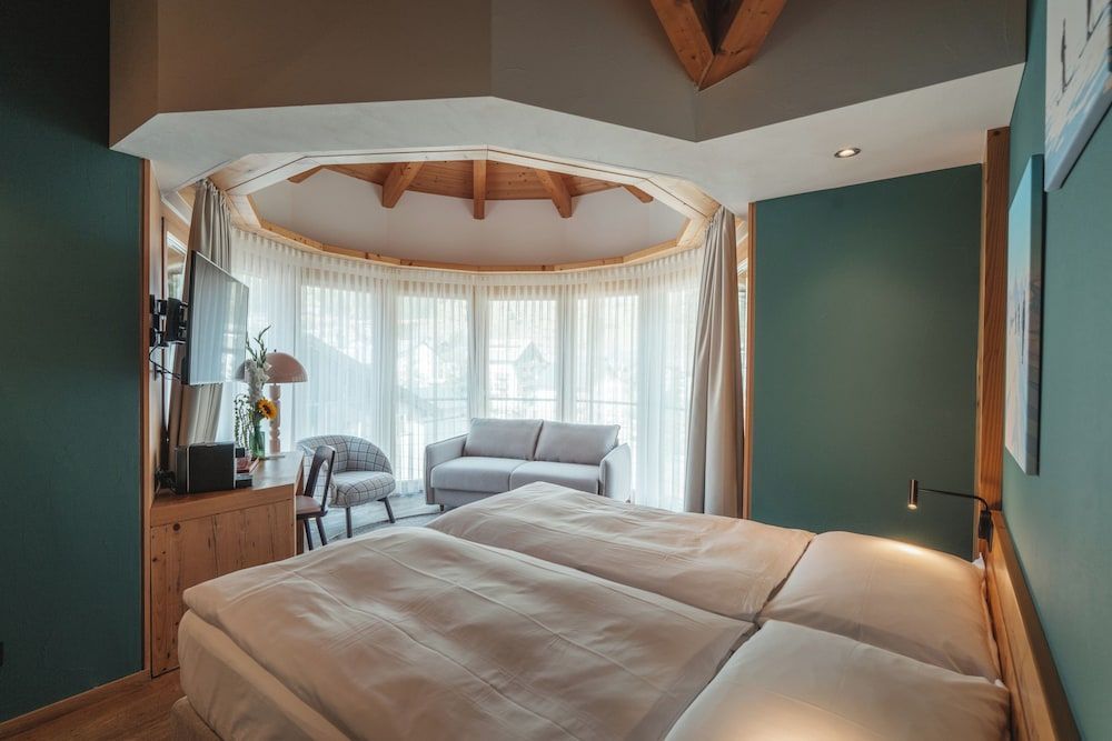 The Phoenix Fitness Hotel & free Spa Access at Alpen Resort 1