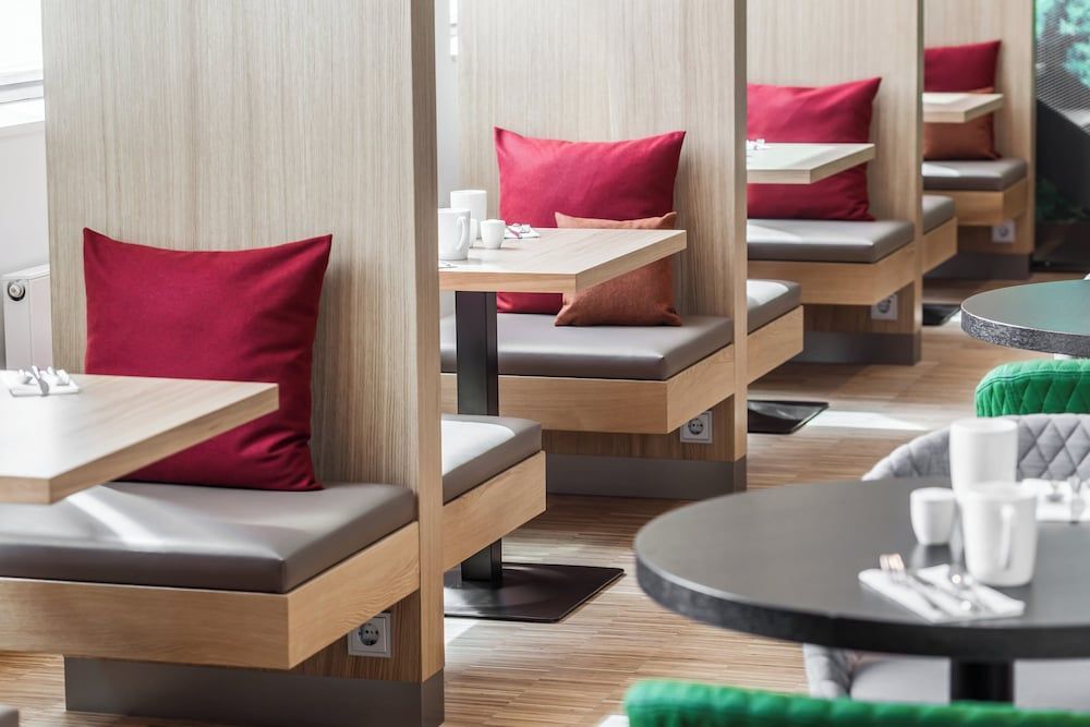 Holiday Inn MUNICH - LEUCHTENBERGRING by IHG 1