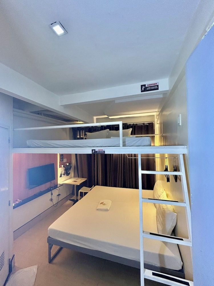 Selah Lofts Hotel 1