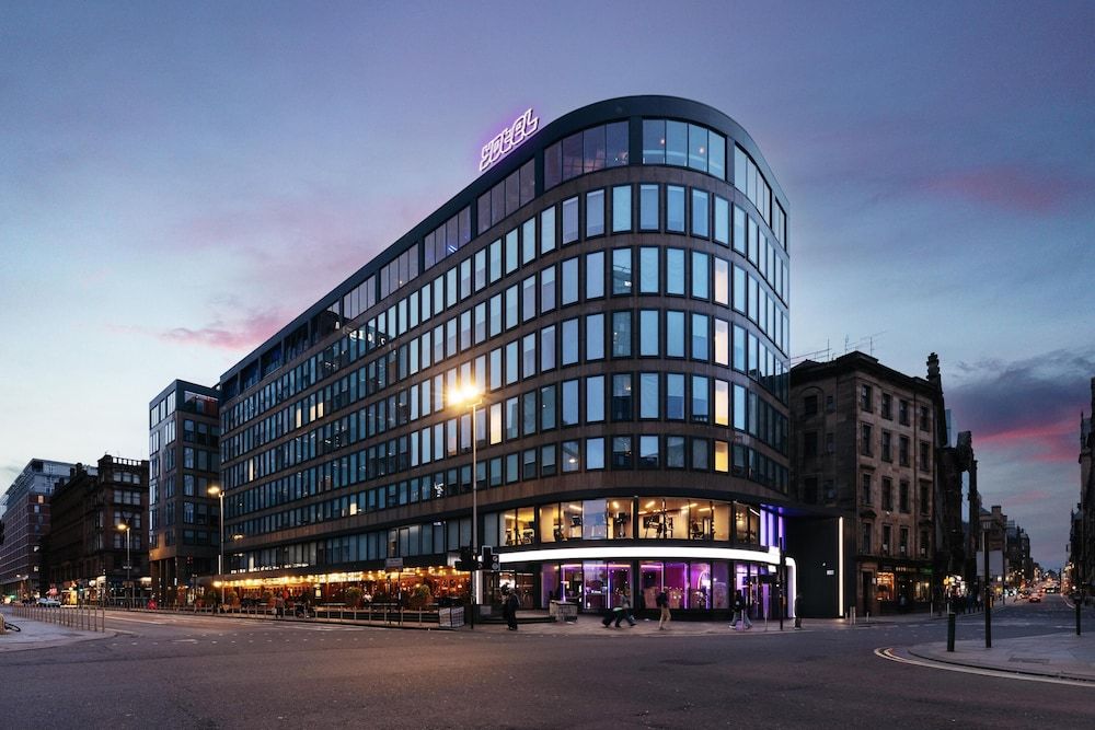 YOTEL Glasgow 1