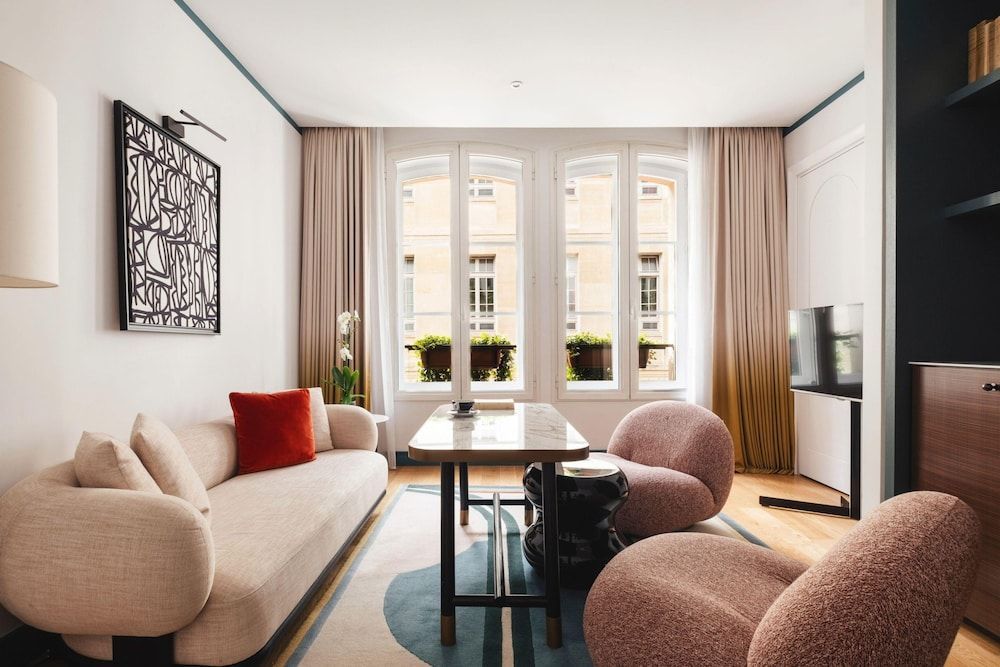 Hôtel Bel Ami 1