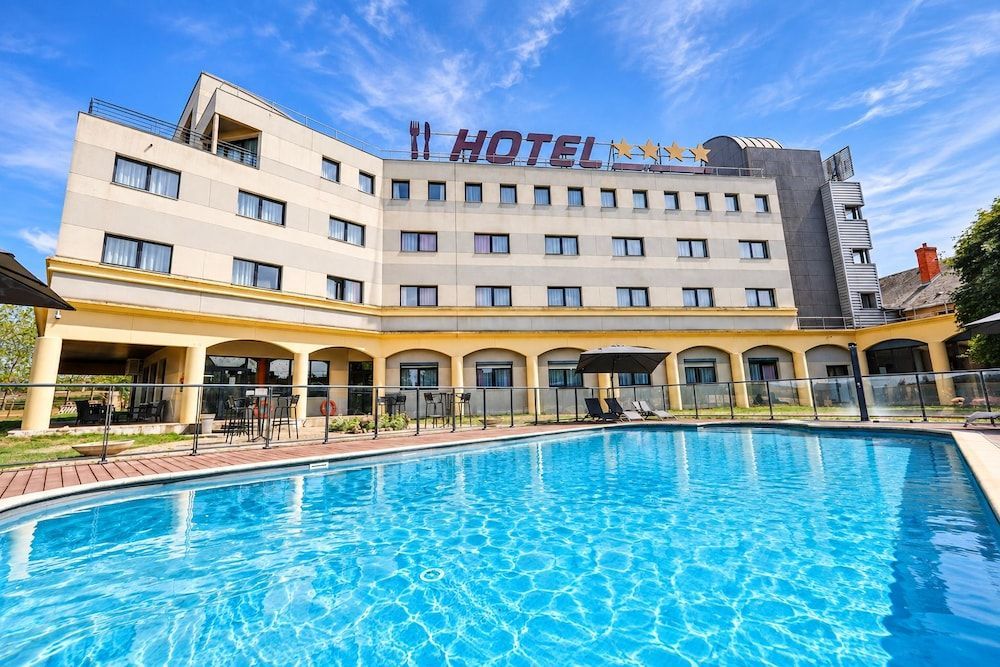 Hotel Le Paddock 1