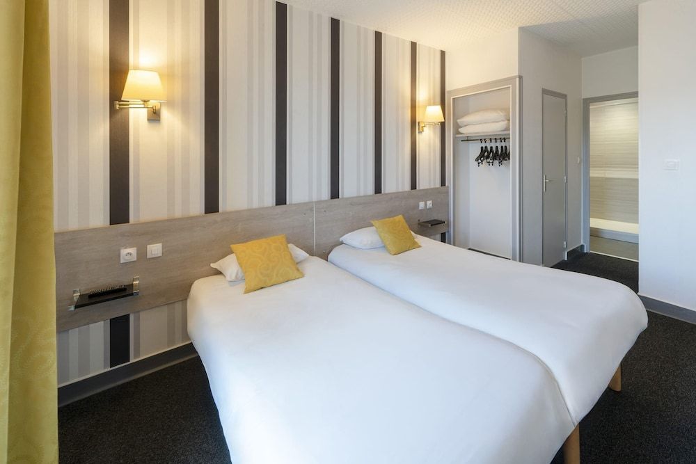 Sure Hotel by Best Western Angouleme 1