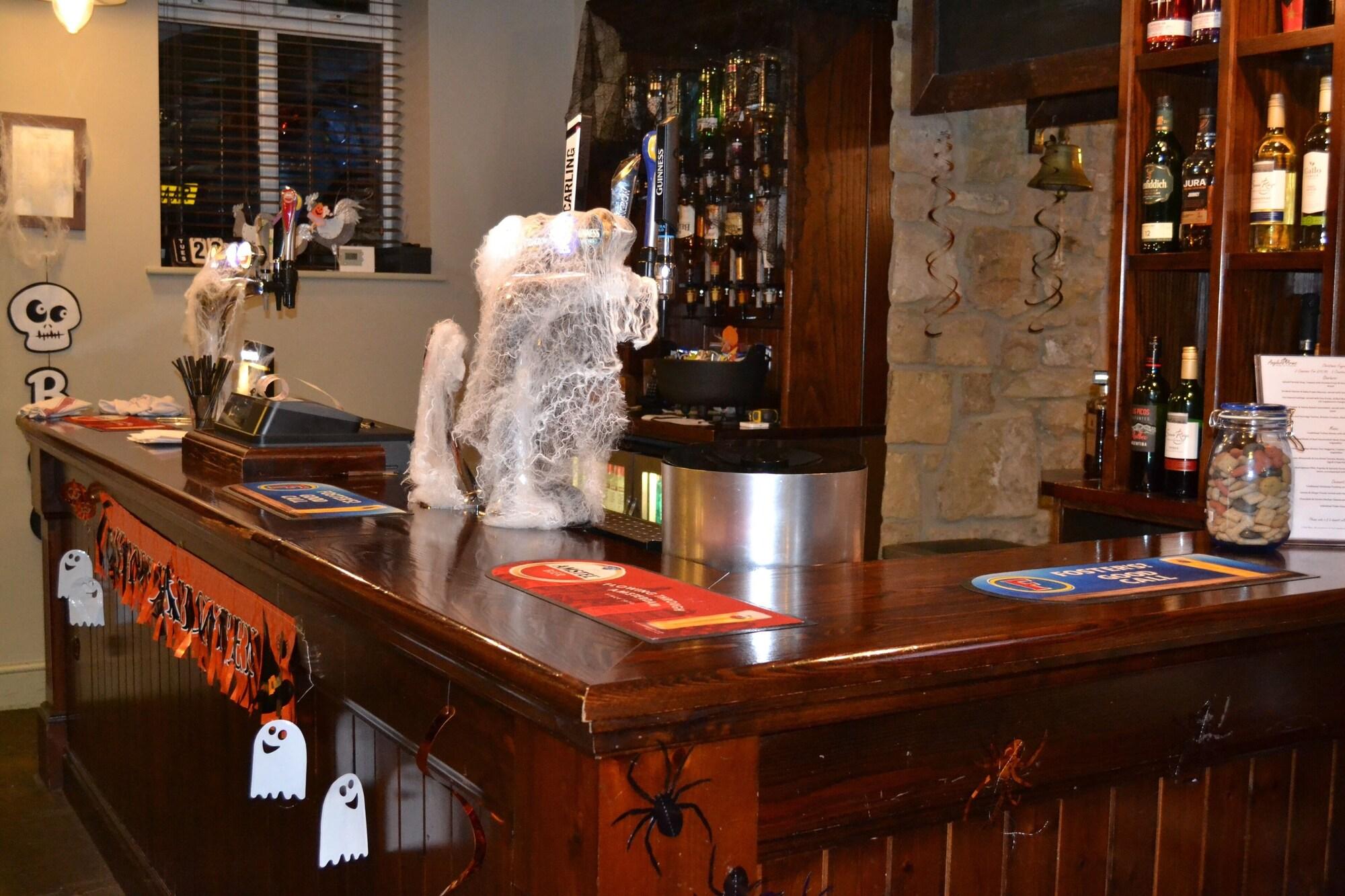 Anglers Arms 2