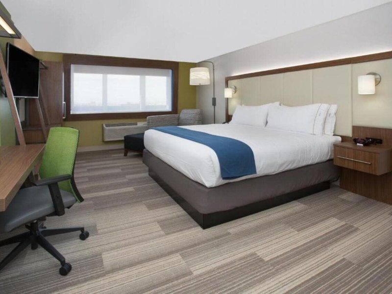 Holiday Inn Express BROOKLYN - KINGS HWY by IHG 2