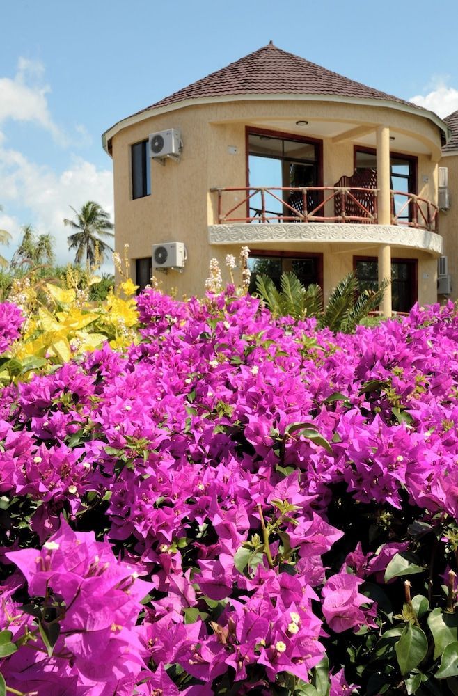 Kae Beach Resorts 2