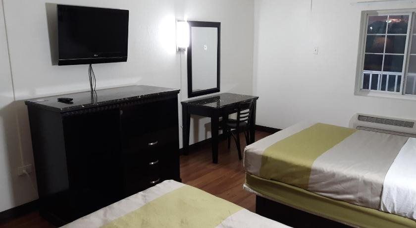 Travelodge by Wyndham LaFayette 2