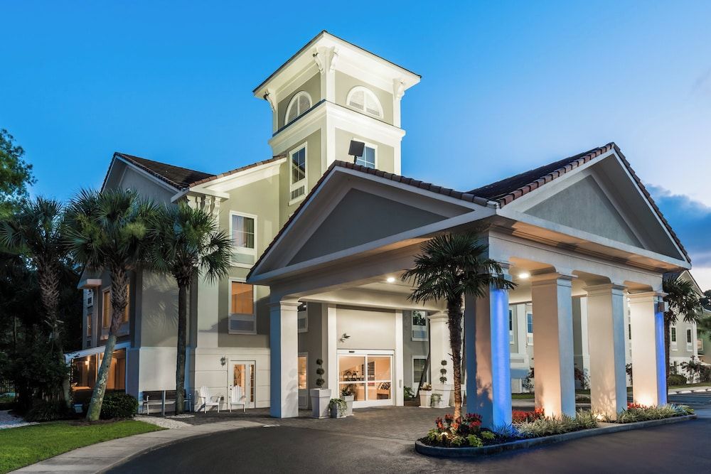 Holiday Inn Express FAIRHOPE-POINT CLEAR by IHG 1